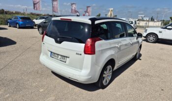 
										PEUGEOT 5008 STYLE 7PL 1.2 PT 130 completo									