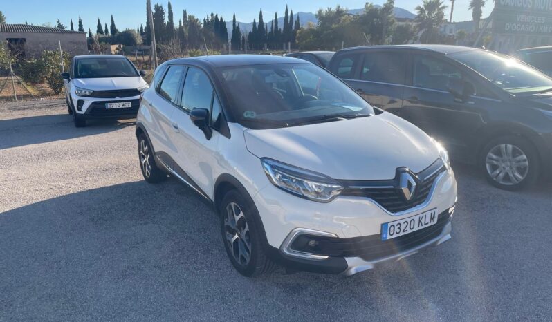 
								Renault CAPTUR  ZEN  90cv Gasolina completo									