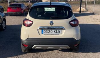 
										Renault CAPTUR  ZEN  90cv Gasolina completo									