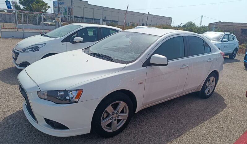 
								MITSUBISHI LANCER 1.5 110CV GASOLINA completo									