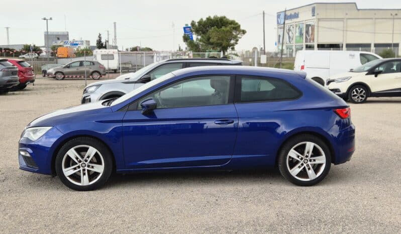Seat León SC FR 1.4 TSI 125 CV azul eléctrico de ocasión en Amposta completo